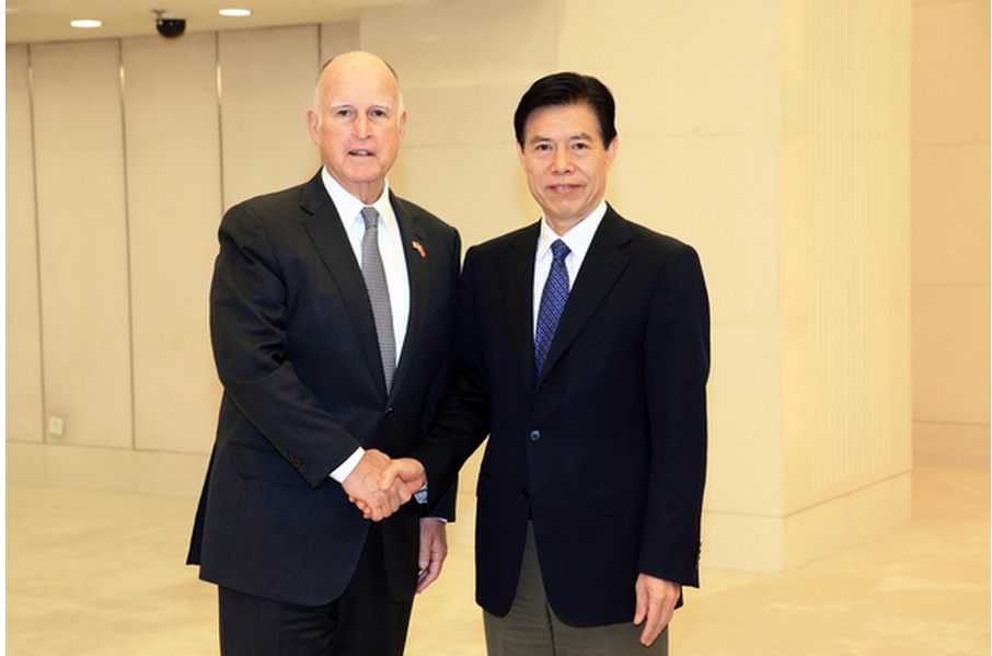 CCCME Vice President Liu Chun Accompanies Minister of Commerce Zhong Shan to Meet with Governor of California State Jerry Brown of the US
