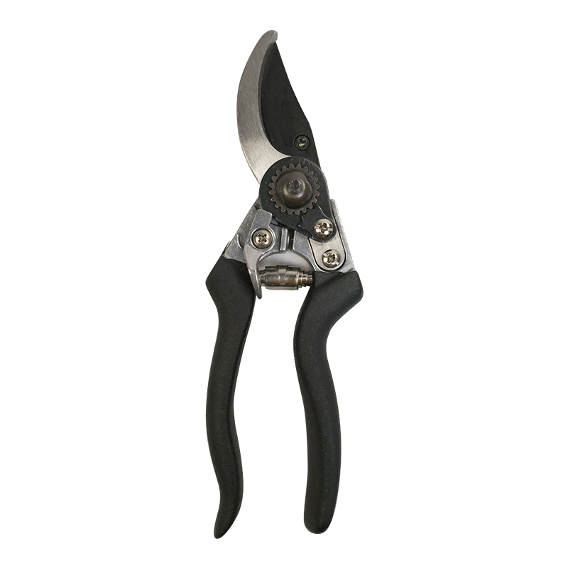 garden pruner